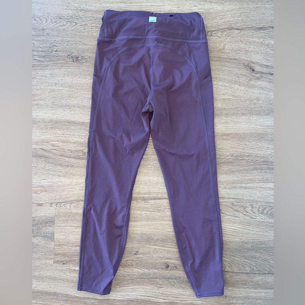 Vuori leggings cropped adjustable waistband with zipper pocket M women